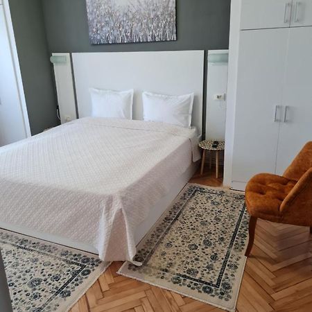 Apartament Central Gherla ภายนอก รูปภาพ