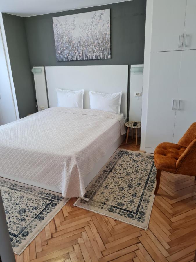 Apartament Central Gherla ภายนอก รูปภาพ